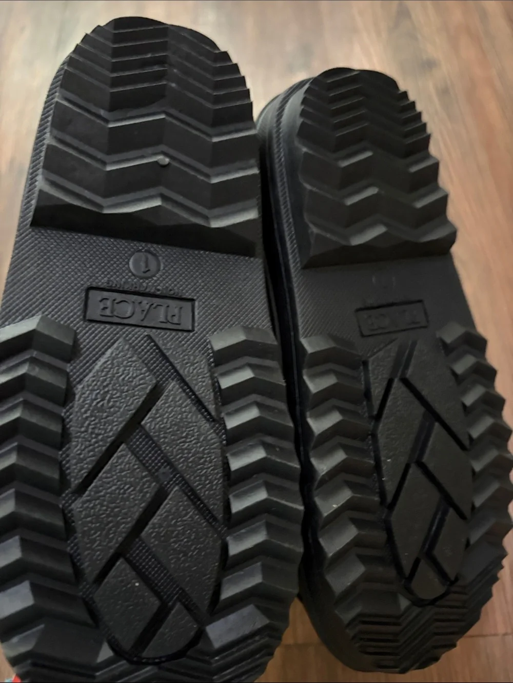 THE CHILDREN PLACE Kids All Weather Boots - Black,Sz.1!NWT